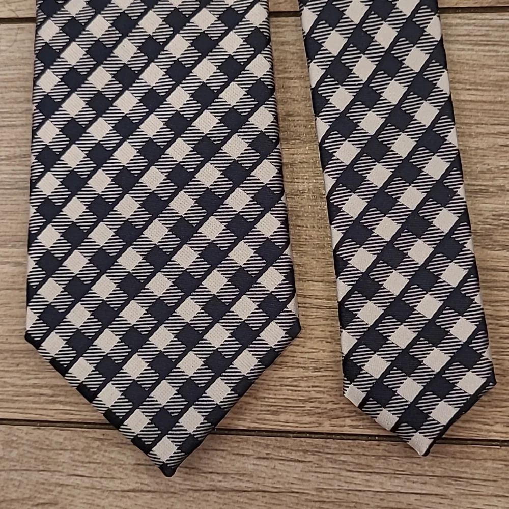 BANANA REPUBLIC‎ Navy Black White Plaid Mens Skinny Tie NEW
